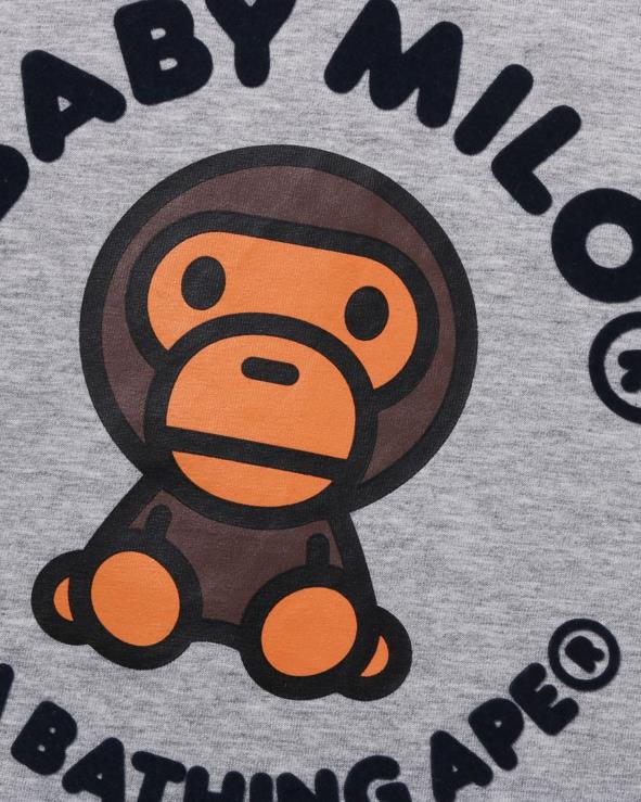 אפור A Bathing Ape 644LV1474 ילדים חולצה עם הדפס נורדי של בייבי מילו