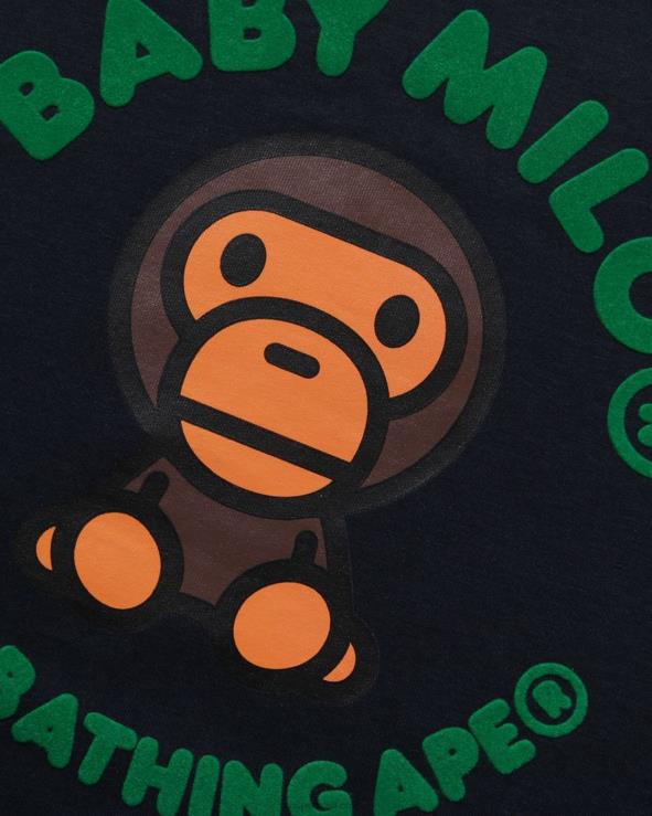 כחול כהה A Bathing Ape 644LV1475 ילדים חולצה עם הדפס נורדי של בייבי מילו