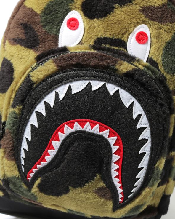 צבא ירוק A Bathing Ape 644LV1797 ילדים תרמיל יום כריש קאמו בואה ראשון