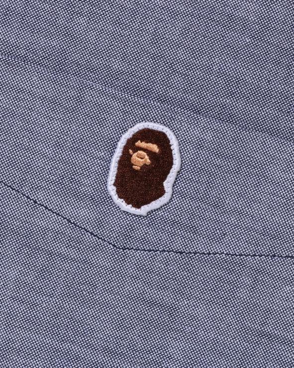 כְּחוֹל A Bathing Ape 644LV330 גברים חולצה בכושר רגוע של אוקספורד