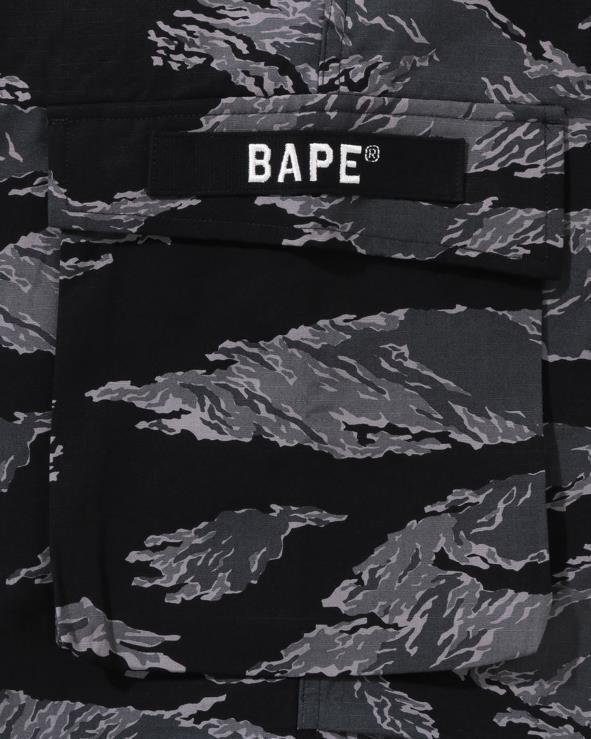 שָׁחוֹר A Bathing Ape 644LV335 גברים מכנסיים צבאיים בגזרה רגועה