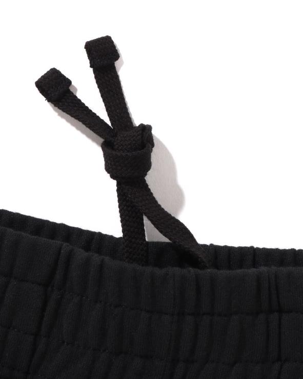 שָׁחוֹר A Bathing Ape 644LV796 נשים מכנסי זיעה קצרים בגודל נקודה אחת