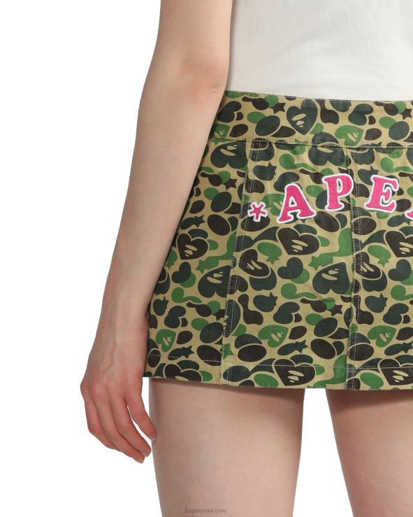 בז' A Bathing Ape 644LV828 נשים חצאית מיני דפוס