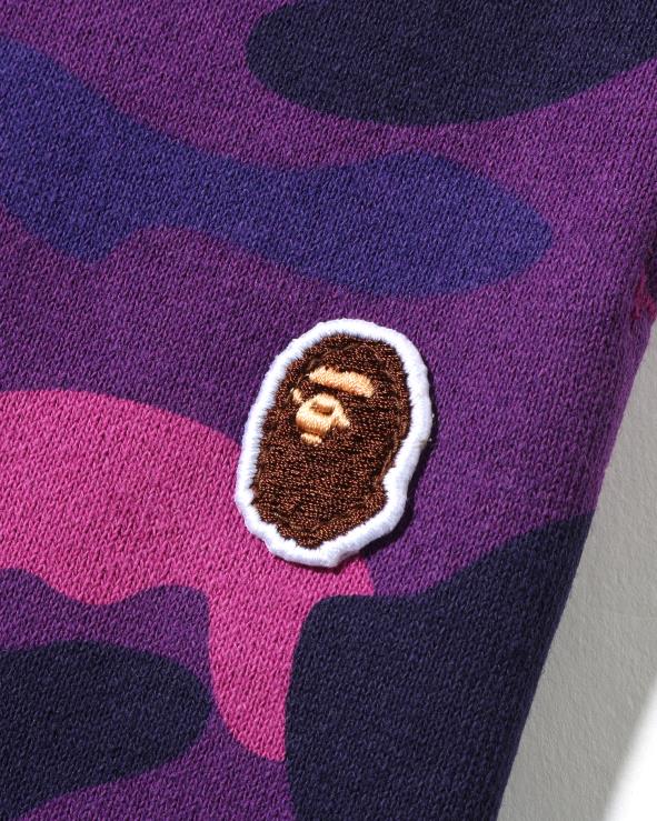 סָגוֹל A Bathing Ape 644LV986 נשים מכנסי טרנינג אוברסייז בצבע camo
